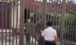 Vợ chồng cụ già chết bất thường tại nhà riêng