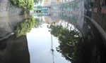 Nước trong hầm chui. Ảnh: Duy Trần.