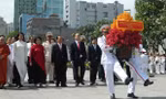Lãnh đạo TPHCM viếng nghĩa trang liệt sỹ