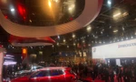'Ngôi sao mới' VinFast tiếp tục là tâm điểm tại Paris Motor Show