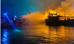 Điều tra vụ hai tàu cá bất ngờ bốc cháy khi neo đậu ở Đà Nẵng