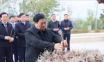 Thủ tướng Phạm Minh Chính dâng hương tưởng niệm các Anh hùng liệt sĩ tại Điện Biên