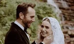 Trong lúc chờ "Emily in Paris" mùa 2 lên sóng, Lily Collins tranh thủ cưới chồng luôn rồi!