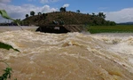 Sự cố đê vỡ ở xã quảng Điền