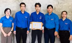 Trao Huy hiệu Tuổi trẻ dũng cảm cho đoàn viên cứu người đuối nước 