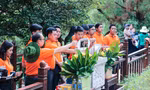 Dâng hương