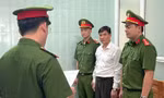 Quảng Bình: Nguyên chủ tịch và cán bộ địa chính xã bị bắt về tội 'Giả mạo trong công tác'
