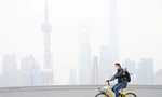 Một ngày ô nhiễm ở TP Thượng Hải, Trung Quốc, năm 2017. (ảnh: Reuters) 
