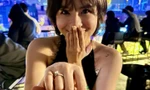 Dàn "Chị Đẹp" ngỡ ngàng khi Thái Trinh khoe được bạn trai cầu hôn trong đêm Giao thừa