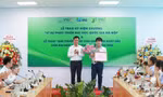 "Cậu bé vàng" Ngô Quý Đăng nhận học bổng Khoa học cơ bản 
