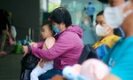 Nắng nóng, hàng nghìn trẻ nhỏ tại TP.HCM phải vào viện mỗi ngày