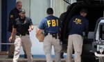 FBI khám xét nhà ở của ông Cain, người được cho là đã gửi các thông tin quan trọng đến Quốc hội và Bộ Tư pháp Mỹ