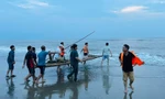 Tìm thấy thi thể hai nam sinh lớp 9 đuối nước khi tắm biển 
