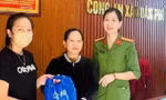 Bất ngờ nhận được 300 triệu đồng, người phụ nữ tìm người trả lại