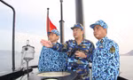 Lãnh đạo Quân chủng Hải quân kiểm tra công tác huấn luyện chiến đấu trên biển của tàu ngầm