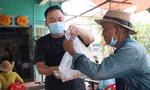 Quán cơm 3 ngàn đồng của nhóm Thiện nguyện Tươi sáng là địa chỉ quen thuộc của người nghèo 