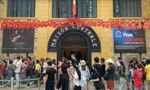 Du lịch tự đánh mất mình 