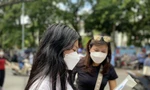 Học sinh thi tuyển vào lớp 10 đang nóng lòng chờ Hà Nội công bố điểm. Ảnh: Quỳnh Anh