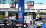 Quỹ bình ổn giá xăng, dầu đang được đề xuất bãi bỏ. Ảnh: Như Ý