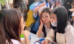 Đông đảo thí sinh tham gia ngày hội tư vấn tuyển sinh ngày 11/4. Ảnh: Nghiêm Huê