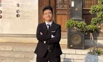 Chàng trai 'đổi màu' huy chương