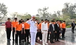 Đoàn đại biểu Gương mặt trẻ Việt Nam tiêu biểu 2024 dâng hương tưởng niệm các Anh hùng Liệt sĩ