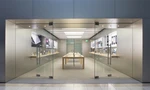 Một cửa hàng Apple tại Anh "tiên tri" ngày ra mắt của iPhone 15 series?