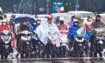 Miền Bắc bước vào những ngày nồm ẩm kèm mưa nhỏ, khi nào trời lạnh trở lại?