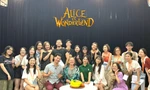 Lung linh sắc màu của vở nhạc kịch "Alice ở xứ sở diệu kỳ": Luồng gió mới với nghệ thuật sân khấu