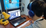 Thủ tướng: Ưu tiên hỗ trợ học sinh khó khăn không có phương tiện học trực tuyến