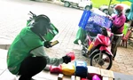Bản tin trưa 24/7: Hà Nội ngày đầu cách ly xã hội, hoạt động shipper cũng phải tạm dừng