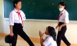 Nữ sinh lớp 6 bị đánh hội đồng tại lớp, bất ngờ người quay clip