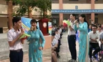 Thần thái của nam sinh múa phụ họa cho cô giáo hát khiến cả trường cười không ngớt