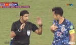 "Thần VAR" mỉm cười với ĐT Việt Nam: Dân mạng tuyên bố trọng tài đẹp trai nhất trận đấu!