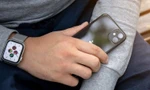 Dễ dàng định vị iPhone qua Apple Watch với tính năng mới trên iOS 17