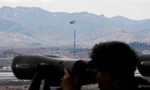 Cột cờ Triều Tiên nhìn từ khu phi quân sự phía Hàn Quốc. (Ảnh: Reuters)