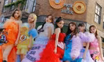 NMIXX debut với "O.O": MV công phu nhưng âm nhạc khó cảm hơn TWICE, ITZY