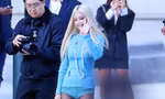 "Chanel sống" Jennie BLACKPINK tại Paris Fashion Week: Tóc vàng nổi bật nhưng là giả