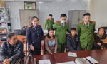 Bắt 4 đối tượng mua bán ma tuý, luôn thủ 'hàng nóng' để chống trả