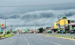 "Đám mây sóng thần" cuồn cuộn trên bầu trời ở Thái Lan báo hiệu gì về thời tiết?