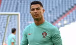 Không chỉ phá kỷ lục trên sân bóng, Cristiano Ronaldo còn vừa phá kỷ lục trên mạng xã hội
