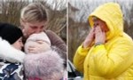 Giữa “nước sôi lửa bỏng”, người mẹ ở Ukraine dẫn 2 con của một người xa lạ đến nơi an toàn