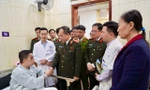 Giám đốc Công an Hà Nội thăm hỏi cảnh sát 141 bị thương khi làm nhiệm vụ 