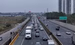 Ùn dài 3km tại lối ra cao tốc Pháp Vân-Cầu Giẽ trong ngày cuối kỳ nghỉ Tết
