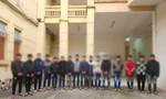 Tạm giữ 10 đối tượng mang 'phóng lợn' gây náo loạn đường phố ở Hà Nội