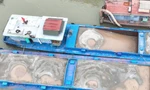 CSGT Hà Nội phát hiện loạt tàu chở cát không rõ nguồn gốc trên sông Hồng