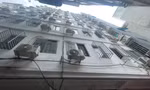 Cận cảnh những căn hộ 'nhốt người' trong các tòa chung cư mini ở Hà Nội