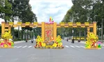 Đồng Tháp: Tập đoàn Everland tài trợ Đường Hoa Xuân và tặng quà cho người nghèo