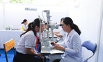 Sức khỏe đôi mắt học đường và dự án 'Niềm vui khi được nhìn thấy'