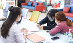 Thí sinh nộp hồ sơ xét học bạ sớm với phương châm 'đúng thời điểm, tăng cơ hội'